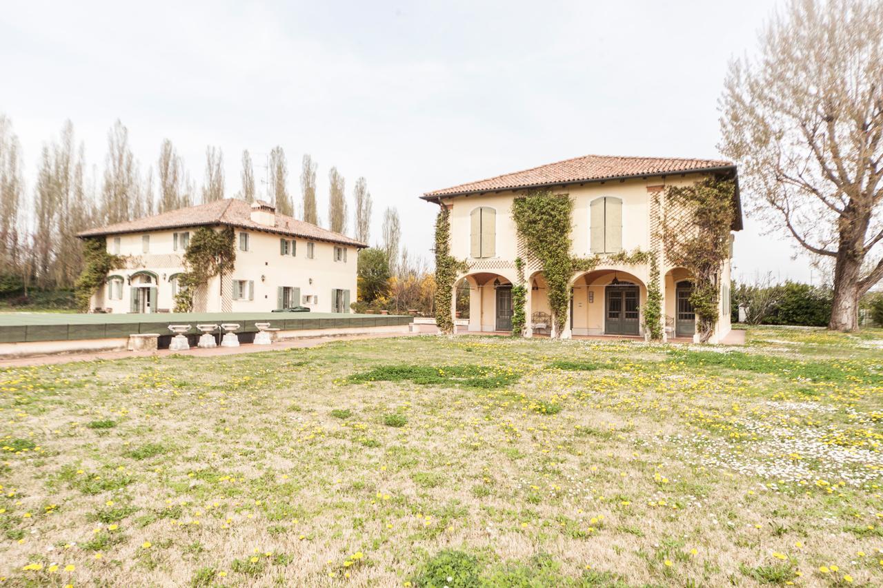 Il Borgo Di Minerva Hotel Minerbio Luaran gambar