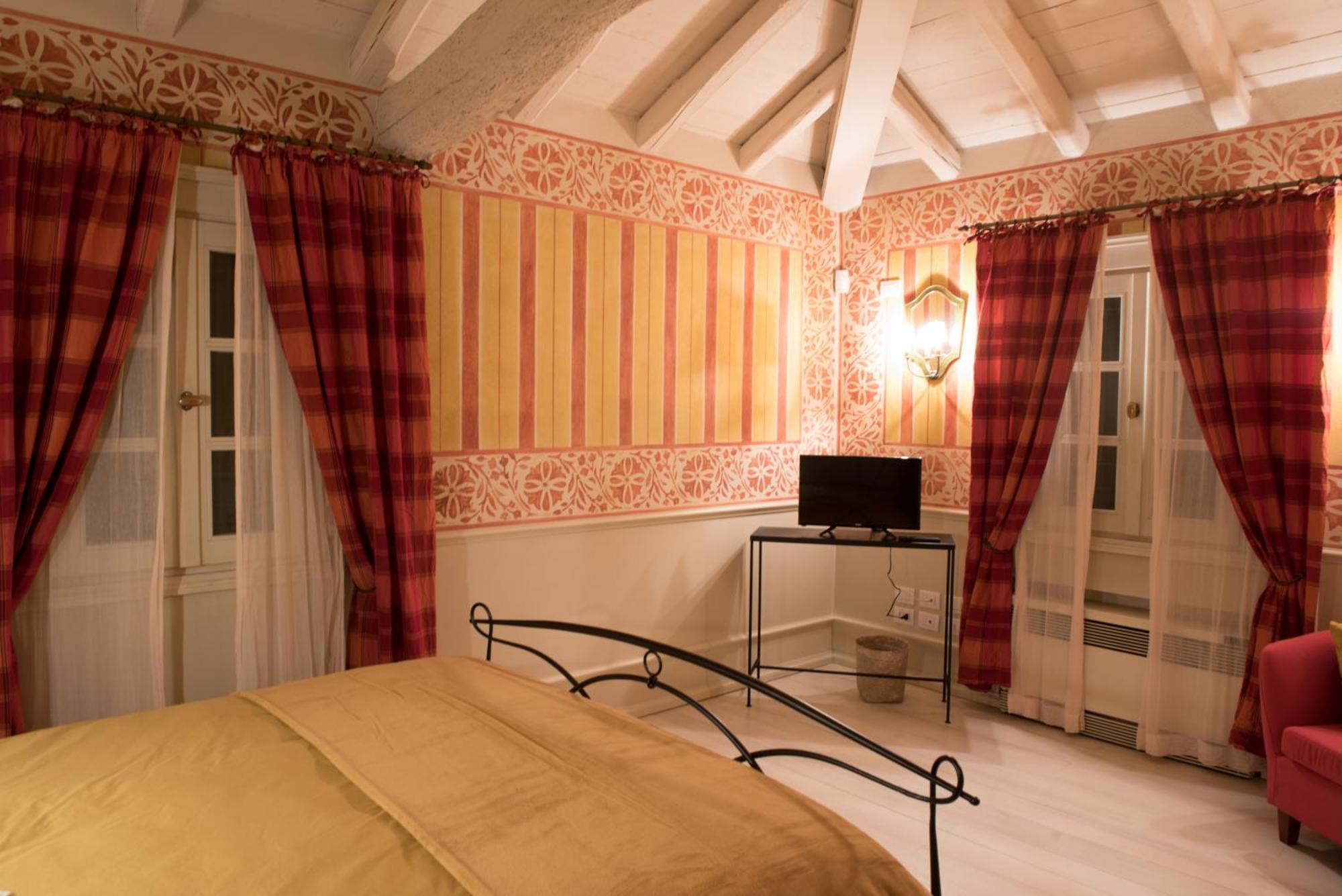 Il Borgo Di Minerva Hotel Minerbio Luaran gambar
